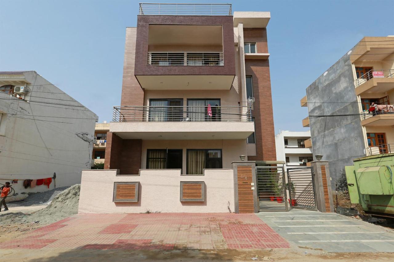 Oyo 11911 Go Rooms Gurgaon Exterior foto