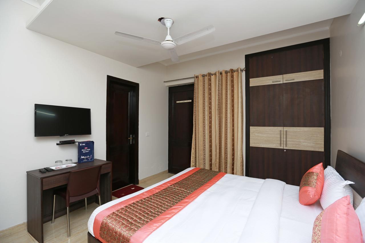 Oyo 11911 Go Rooms Gurgaon Exterior foto